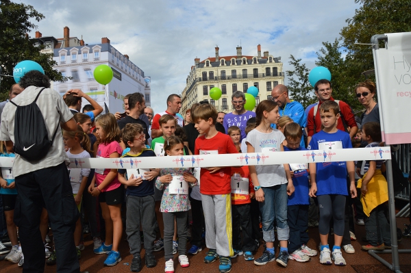 Evian Oxygen  (детский забег перед Run in Lyon 2013)